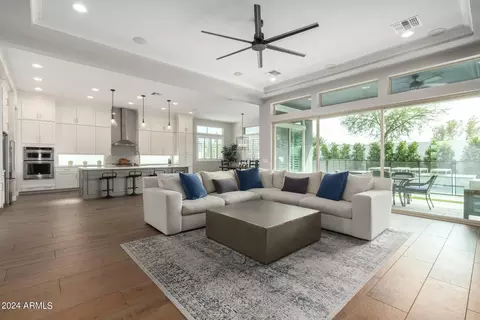 Living - 2709 E Kesler Ln, Gilbert, AZ 85295 photo 5 of 5