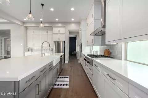 Kitchen - 2709 E Kesler Ln, Gilbert, AZ 85295 photo 4 of 4