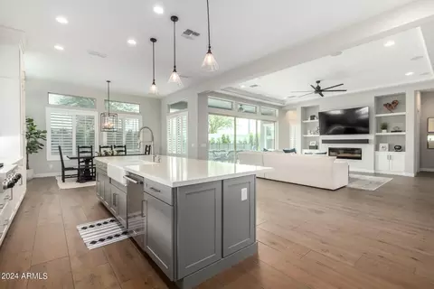Kitchen - 2709 E Kesler Ln, Gilbert, AZ 85295 photo 3 of 4