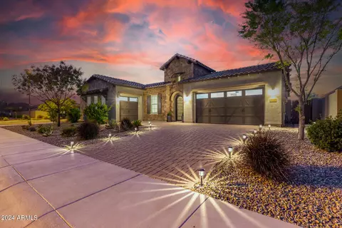 7664 S Quinn Ave, Gilbert, AZ 85298