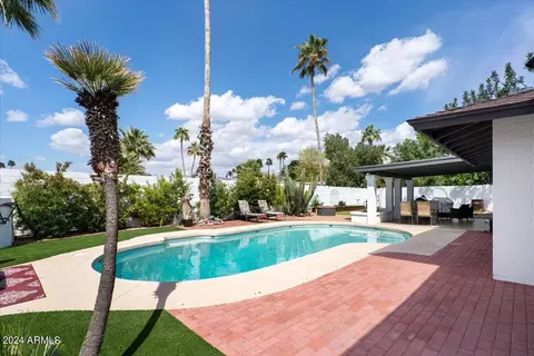 Exterior - 3716 E Mercer Ln, Phoenix, AZ 85028 photo 9 of 16