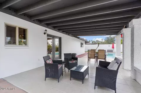 Living - 3716 E Mercer Ln, Phoenix, AZ 85028 photo 6 of 6