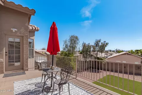 Exterior - 2207 E Taro Ln, Phoenix, AZ 85024 photo 5 of 12