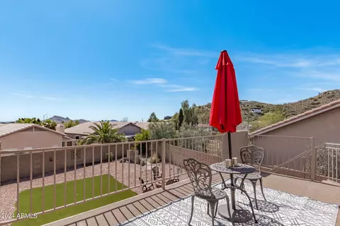 Exterior - 2207 E Taro Ln, Phoenix, AZ 85024 photo 3 of 12