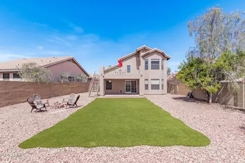 Exterior - 2207 E Taro Ln, Phoenix, AZ 85024 photo 4 of 12