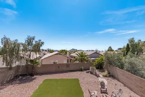 Exterior - 2207 E Taro Ln, Phoenix, AZ 85024 photo 6 of 12