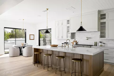 Kitchen - 3815 Elm St, Phoenix, AZ 85018 photo 3 of 4