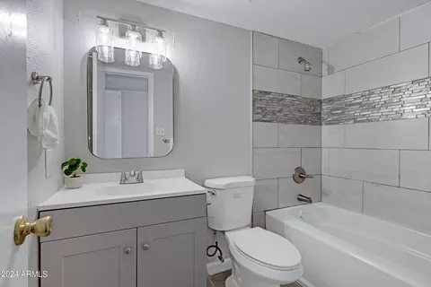 4242 N 68th Ave, Phoenix, AZ 85033 photo 9