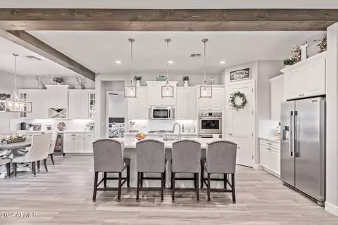 2937 S 183rd Dr, Goodyear, AZ 85338
