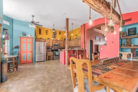 Dining - 5047 E Diamond Ave, Mesa, AZ 85206 photo 3 of 4