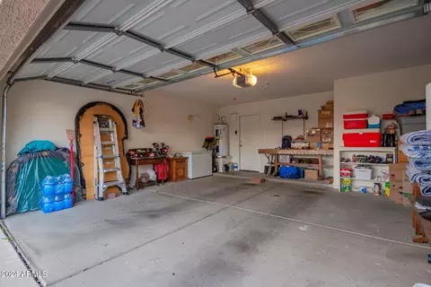 Exterior - 5047 E Diamond Ave, Mesa, AZ 85206 photo 6 of 14