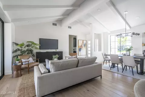 1414 E Oregon Ave, Phoenix, AZ 85014 photo 4