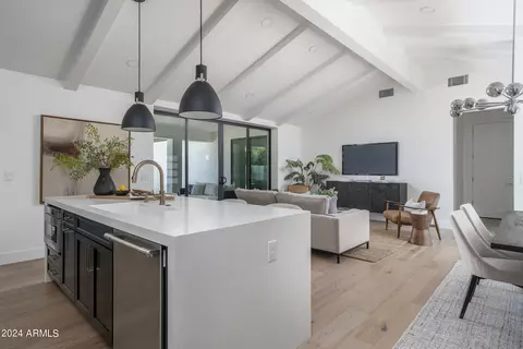 1414 E Oregon Ave, Phoenix, AZ 85014 photo 7