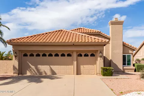 10904 E Twilight Dr, Sun Lakes, AZ 85248