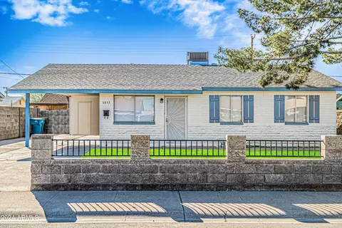 6843 W Highland Ave, Phoenix, AZ 85033