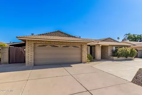 5223 W Beryl Ave, Glendale, AZ 85302
