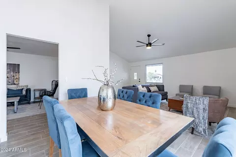 Dining - 4509 E Pecan Rd, Phoenix, AZ 85040 photo 3 of 3