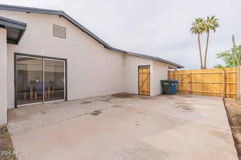 Exterior - 4509 E Pecan Rd, Phoenix, AZ 85040 photo 10 of 10