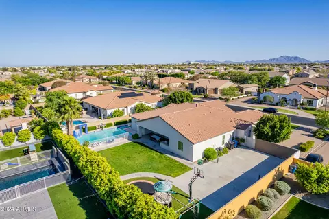 View/Area - 898 E Buffalo St, Gilbert, AZ 85295 photo 11 of 20