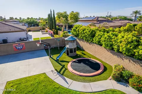 View/Area - 898 E Buffalo St, Gilbert, AZ 85295 photo 18 of 20