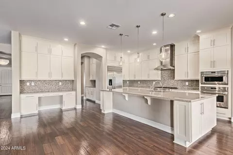 Kitchen - 898 E Buffalo St, Gilbert, AZ 85295 photo 1 of 5