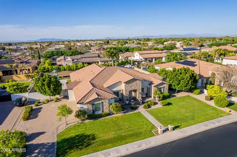 View/Area - 898 E Buffalo St, Gilbert, AZ 85295 photo 6 of 20