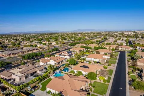 View/Area - 898 E Buffalo St, Gilbert, AZ 85295 photo 17 of 20