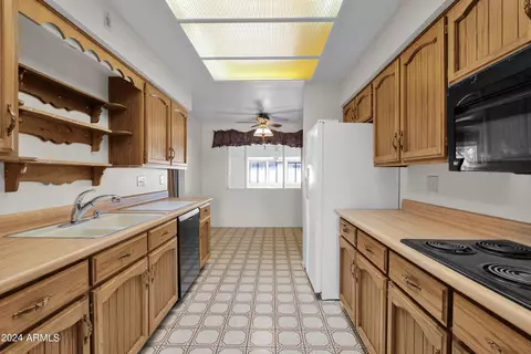 4746 E Flower Cir, Mesa, AZ 85206 photo 6