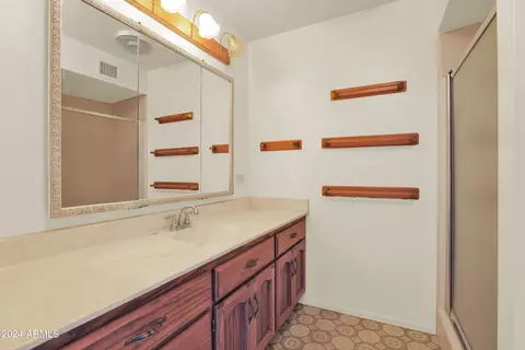 4746 E Flower Cir, Mesa, AZ 85206 photo 13