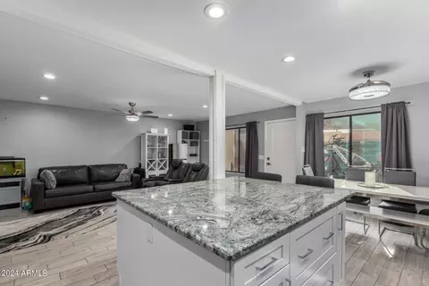 Kitchen - 5209 N 18th Dr, Phoenix, AZ 85015 photo 6 of 6