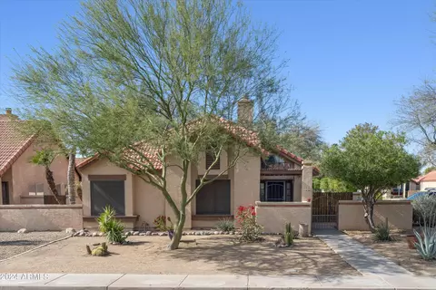 1920 E Velvet Dr, Tempe, AZ 85284