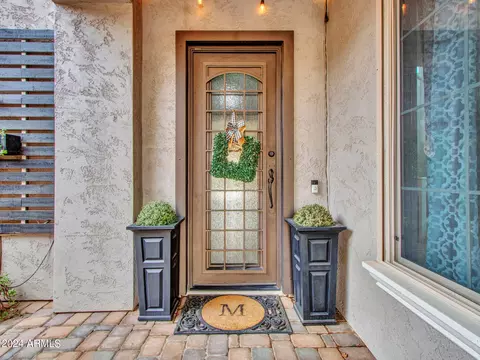 Entry Way - 933 E Bridgeport Pkwy, Gilbert, AZ 85295 photo 2 of 6
