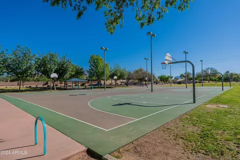 View/Area - 10249 E Dolphin Ave, Mesa, AZ 85208 photo 5 of 12