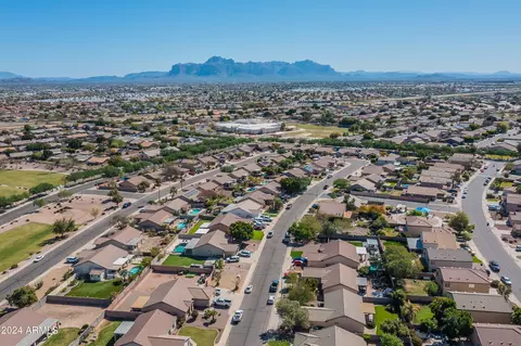 View/Area - 10249 E Dolphin Ave, Mesa, AZ 85208 photo 12 of 12