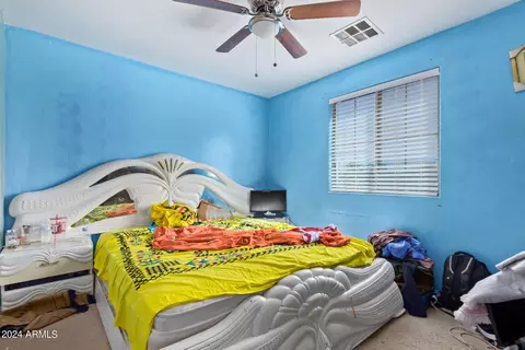 Bedroom - 2936 S 73rd Ln, Phoenix, AZ 85043 photo 9 of 9