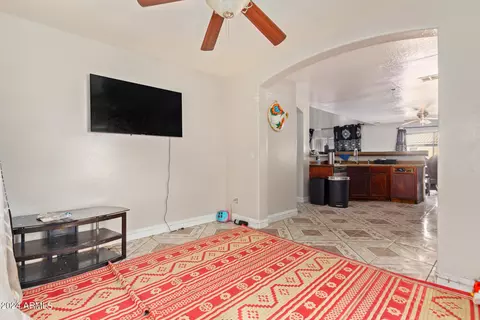Bedroom - 2936 S 73rd Ln, Phoenix, AZ 85043 photo 1 of 9