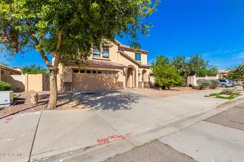 Exterior - 2936 S 73rd Ln, Phoenix, AZ 85043 photo 3 of 11