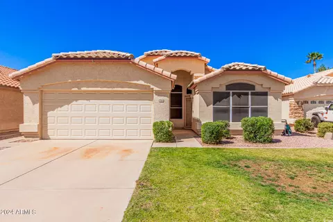 1384 S Apollo Ct, Chandler, AZ 85286