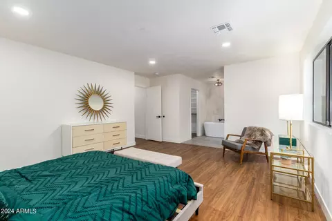 Living - 5347 E Sheridan St, Phoenix, AZ 85008 photo 6 of 6