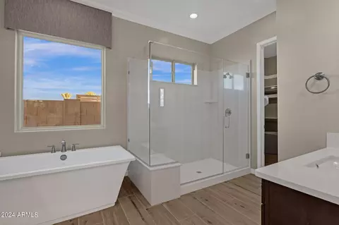 Bath - 2512 E Quenton St, Mesa, AZ 85213 photo 2 of 5