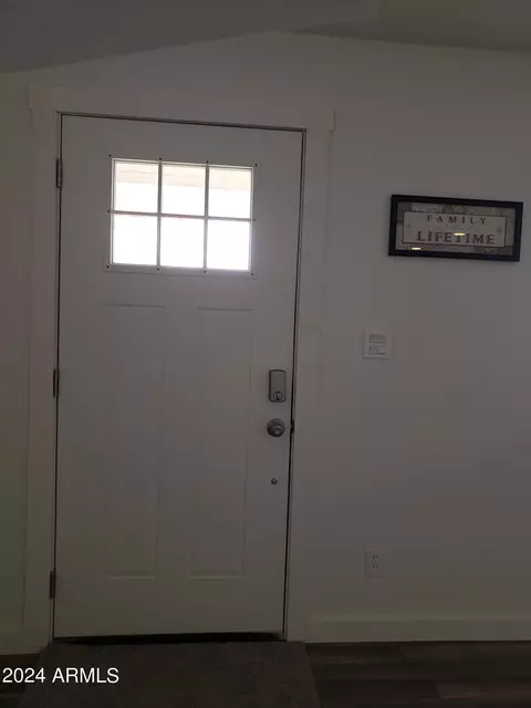 Entry Way - 806 S Sunset Dr, Snowflake, AZ 85937 photo 1 of 3