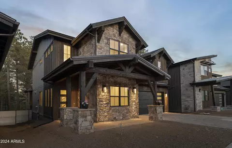 2614 S Cottonrose Ln, Flagstaff, AZ 86005
