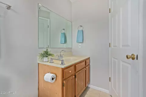 Bath - 1050 E Jarvis Ave, Mesa, AZ 85204 photo 1 of 4