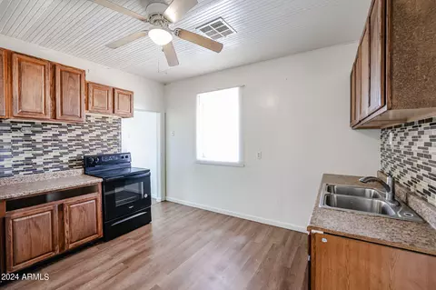 112 E 6th Ave E, Buckeye, AZ 85326 photo 6