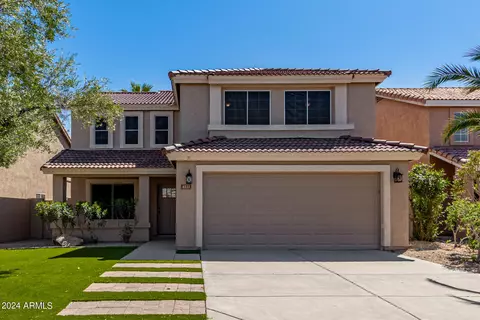 4233 E Raven Rd, Phoenix, AZ 85044