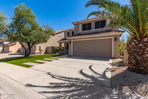 Exterior - 4233 E Raven Rd, Phoenix, AZ 85044 photo 3 of 13