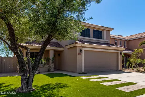 Exterior - 4233 E Raven Rd, Phoenix, AZ 85044 photo 6 of 13