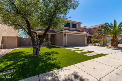 Exterior - 4233 E Raven Rd, Phoenix, AZ 85044 photo 5 of 13