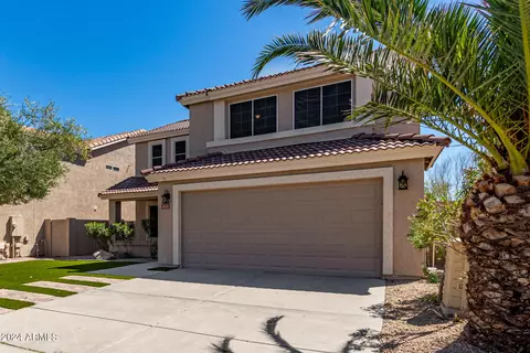 Exterior - 4233 E Raven Rd, Phoenix, AZ 85044 photo 4 of 13