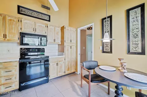 Kitchen - 1237 E Palacio Dr, Phoenix, AZ 85014 photo 2 of 3